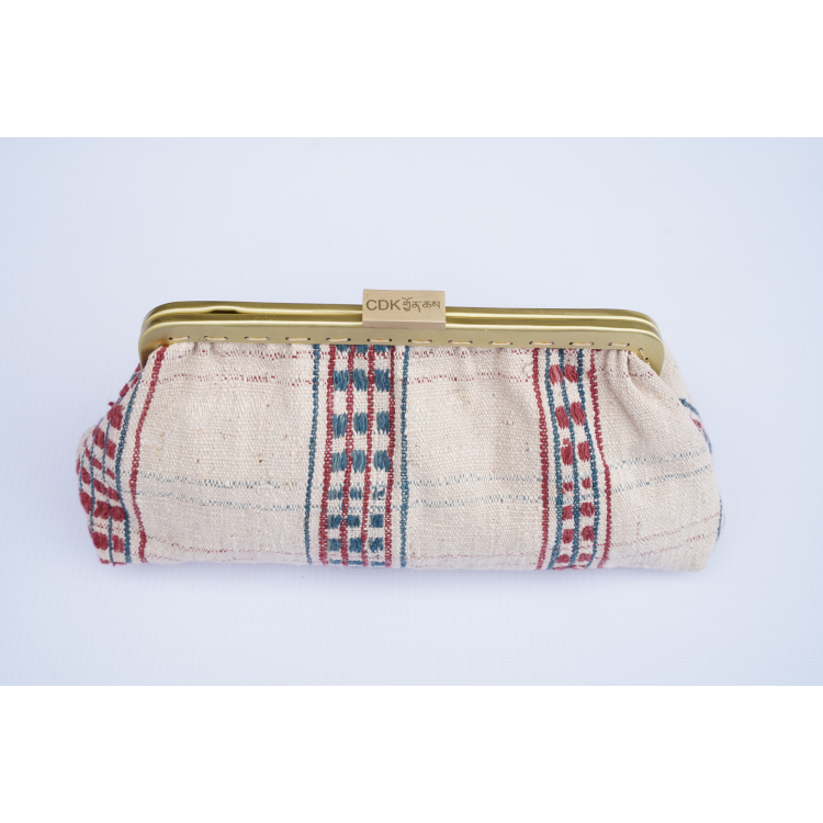 Tshemperi Clutch