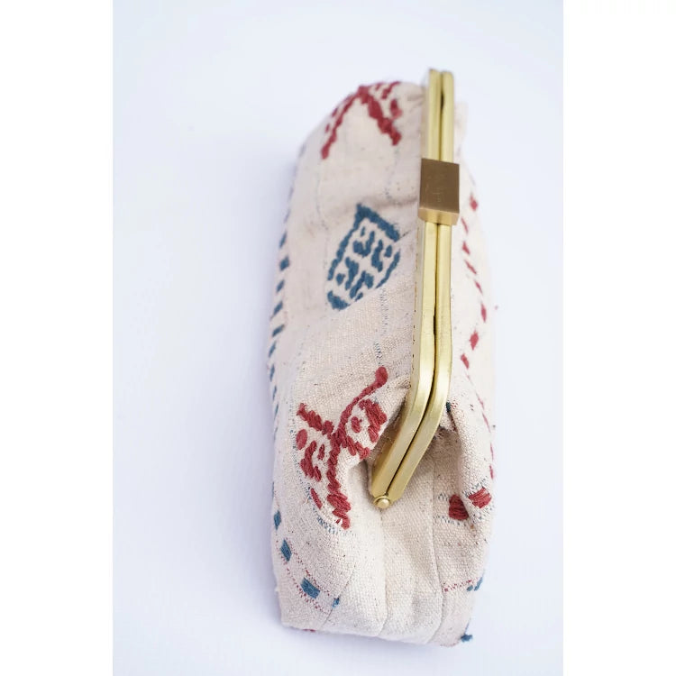 Tshemperi Clutch