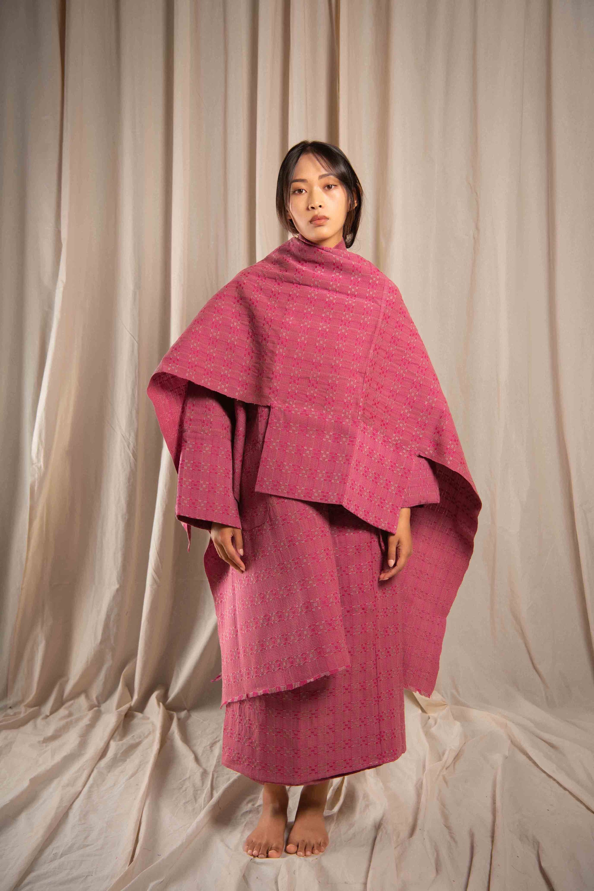 Sonam poncho